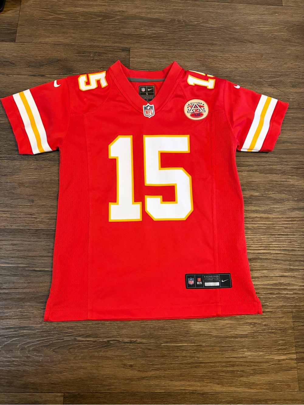 Nike NFL Red Jersey Kansas City Chiefs Patrick Mahomes #15 Size Youth Small
